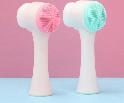 Face brush